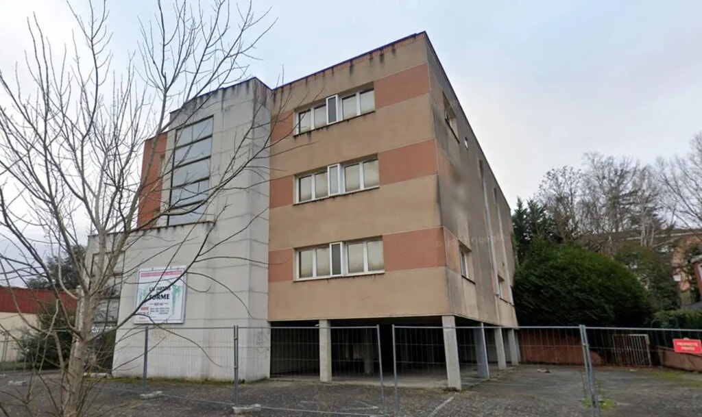 Vente Bureaux 2 200 m² - Photo 1