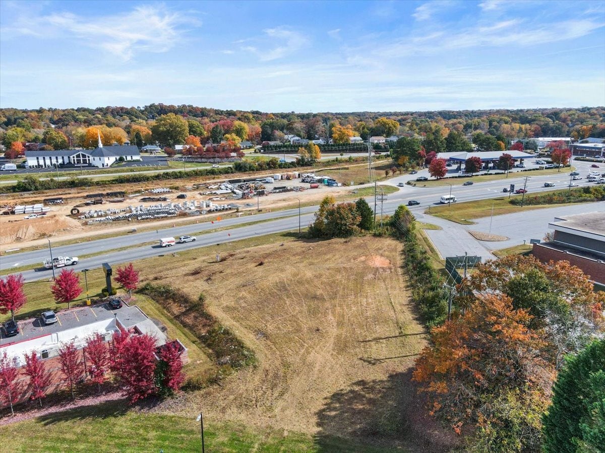 1241 US Highway 321, Hickory, NC 28601 The Joan Everett Team (828)638