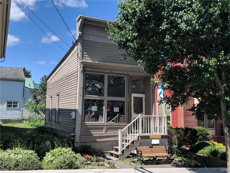 203 W Main St, Sackets Harbor, NY for sale - Building Photo - Image 1 of 1