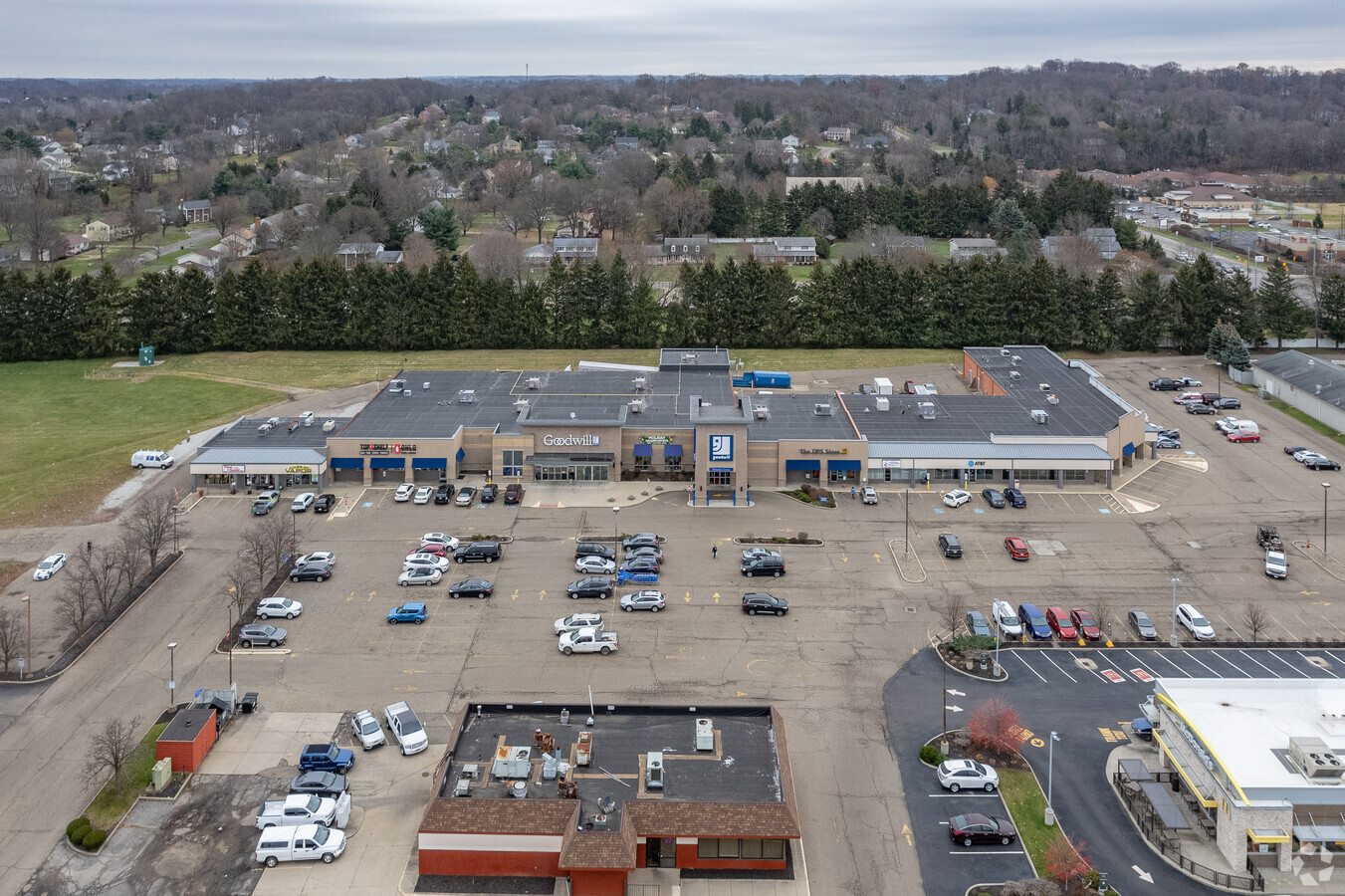 7257 Wales Ave Nw, Canton, Oh 44720 - Retail For Lease 