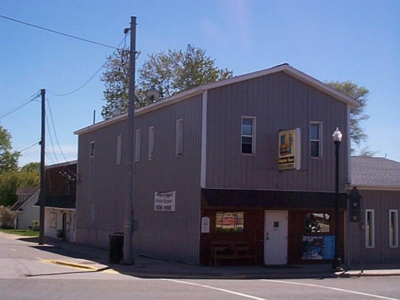 5956 State St, Kingston, MI 48741