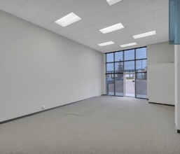 12846 146th St NW, Edmonton, AB for lease Interior Photo- Image 2 of 3