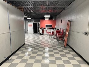 66 Southgate St, Worcester, MA for lease Interior Photo- Image 2 of 9