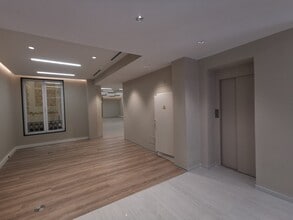 Office in Madrid, Madrid for lease Interior Photo- Image 2 of 8