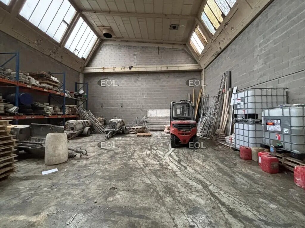 Vente Local d'activités 60 m² à 343 m² - Photo 1