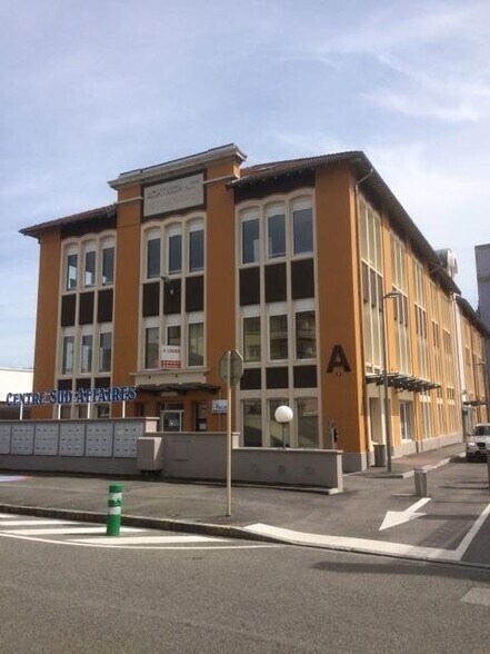 Office in Belfort for lease - Building Photo - Image 2 of 2