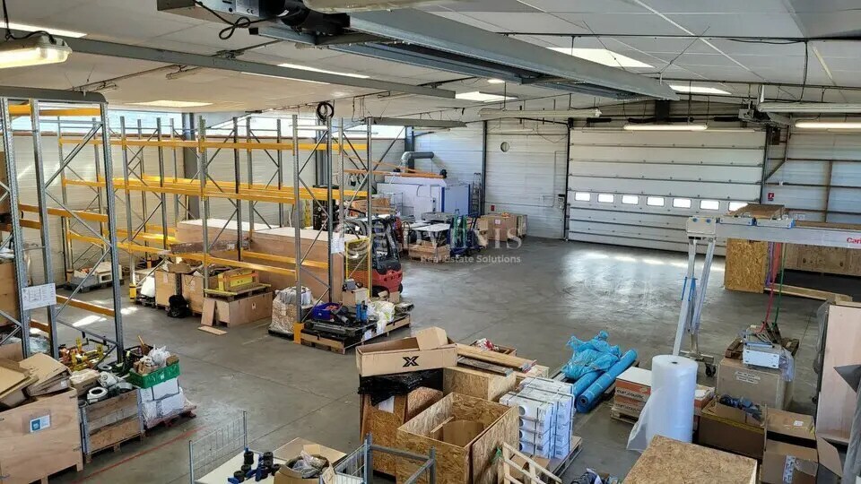 Flex in La Chapelle-sur-Erdre for sale - Interior Photo - Image 2 of 6