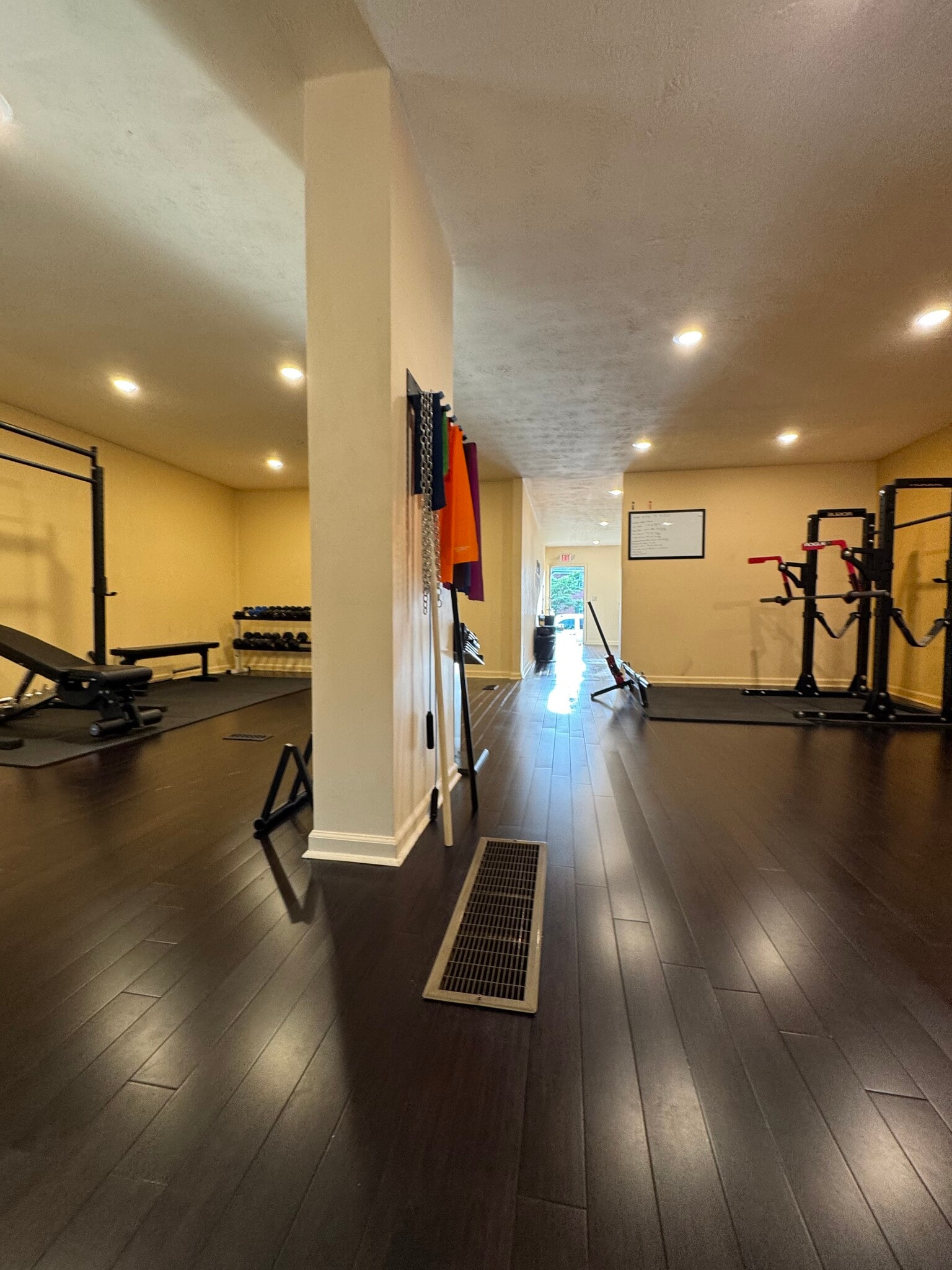 105 Crescent Ave, Louisville, KY for sale Building Photo- Image 1 of 1