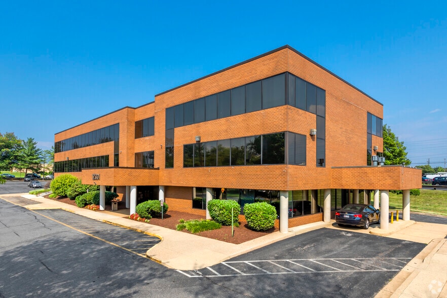 12301 Old Columbia Pike, Silver Spring, MD for lease - Building Photo - Image 1 of 4