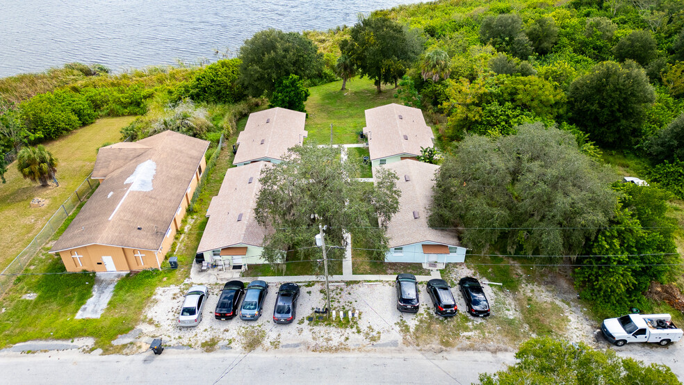 116 E Northside Dr, Lake Wales, FL for sale - Primary Photo - Image 1 of 1