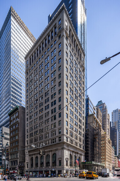 501 Fifth Ave, New York, NY for lease - Building Photo - Image 1 of 4