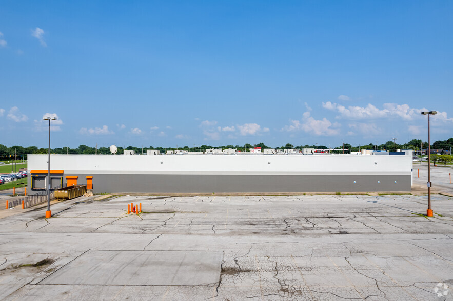 2300 E Kenosha St, Broken Arrow, OK for sale - Building Photo - Image 3 of 7