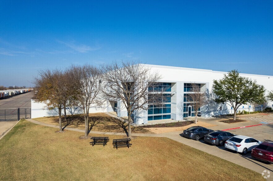 4901 Henrietta Creek Rd, Fort Worth, TX for sale - Primary Photo - Image 1 of 1