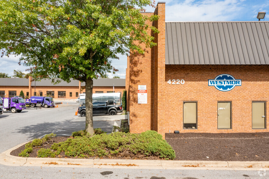 4220 Shannon Dr, Baltimore, MD for lease - Building Photo - Image 2 of 10