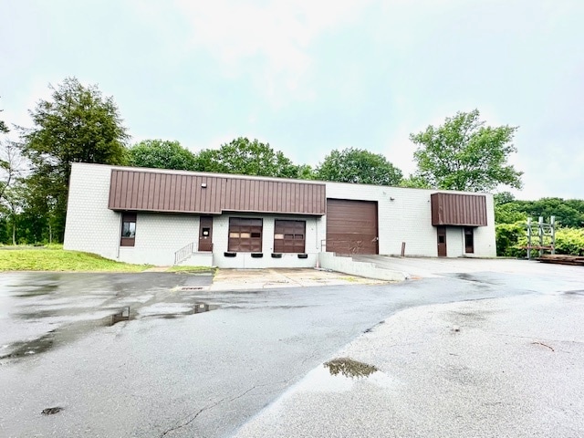 363 Addison Road Ext, Windsor, CT for lease - Building Photo - Image 2 of 12