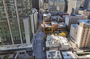 440 State | River North - Loft