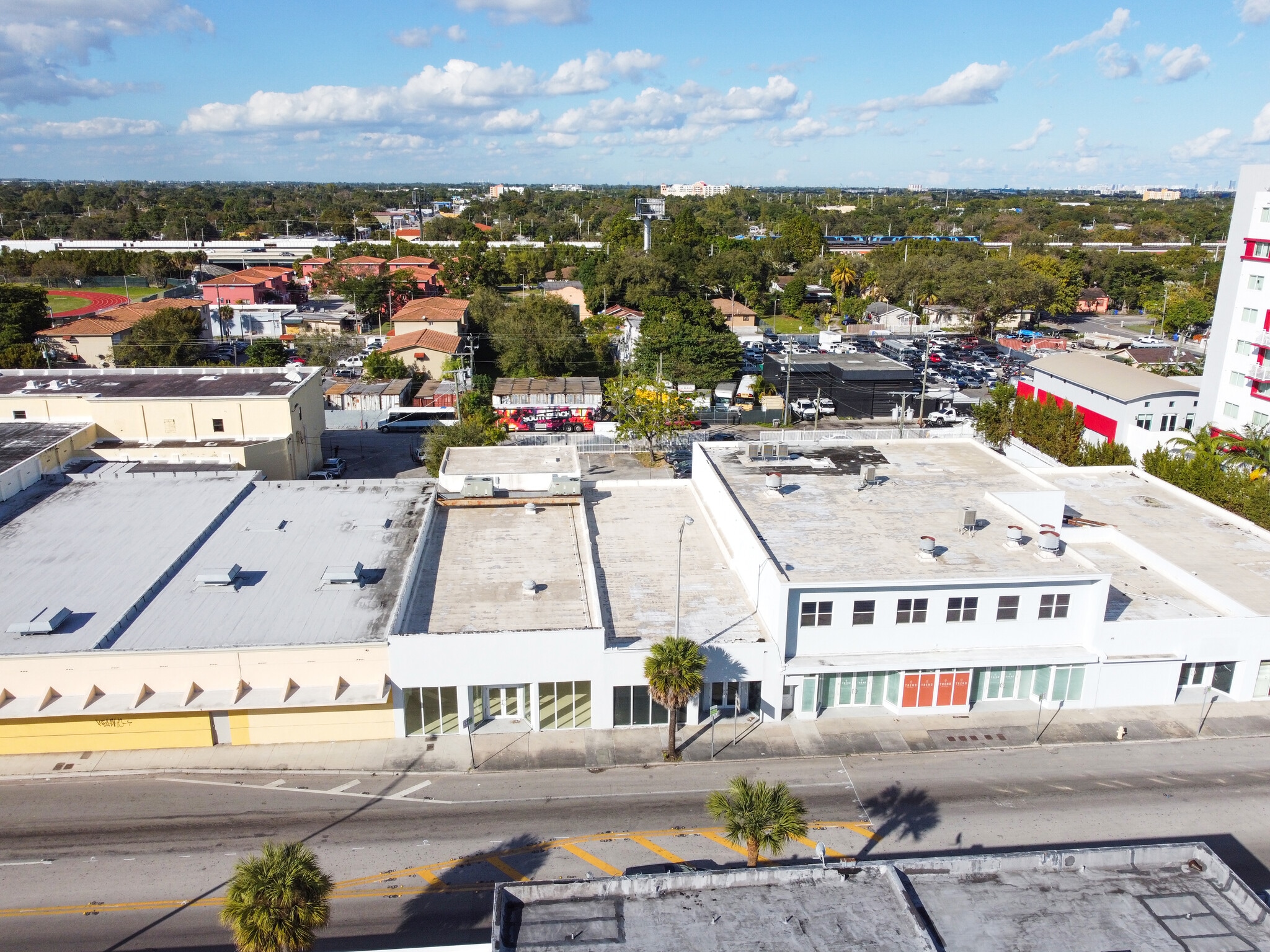 1621 NW 36th St, Miami, FL for lease Primary Photo- Image 1 of 16