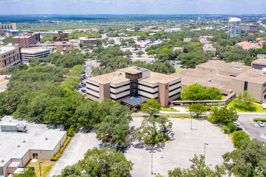 7922 Ewing Halsell Dr, San Antonio, TX for lease - Aerial - Image 2 of 4