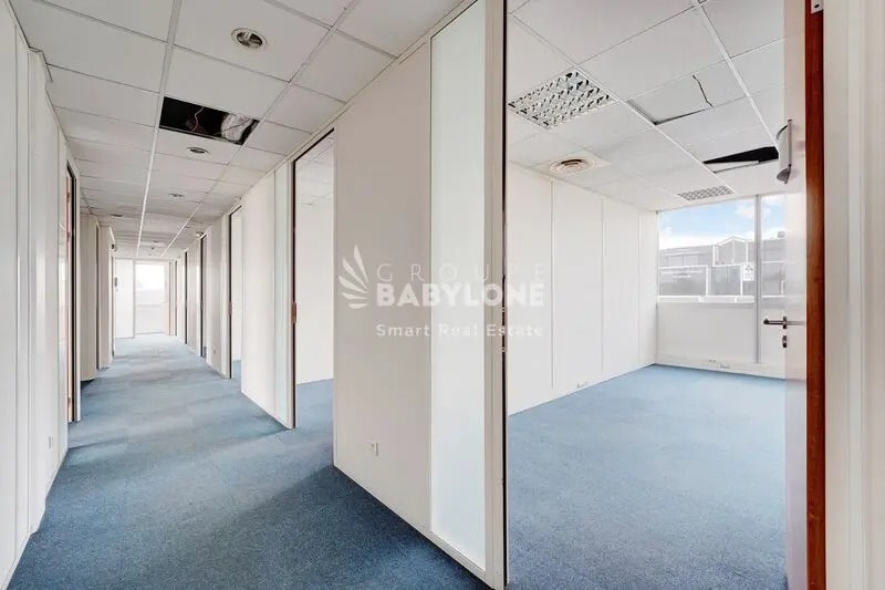 23 Quai Du President Carnot, Saint-Cloud for lease - Interior Photo - Image 3 of 26