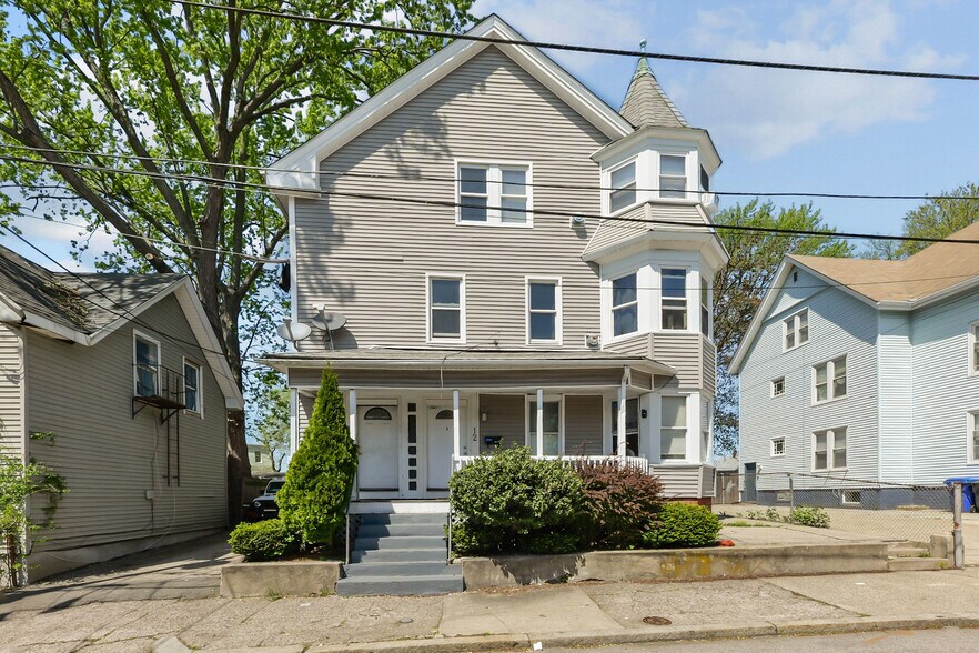 10 Clark Ave, Pawtucket, RI for sale - Building Photo - Image 1 of 1