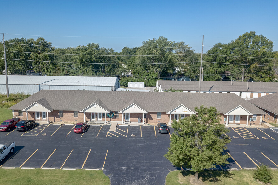 131 Lincoln Place Ct, Belleville, IL for sale - Aerial - Image 2 of 6