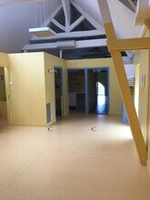 Office in Chennevières-lès-Louvres for lease Building Photo- Image 2 of 2