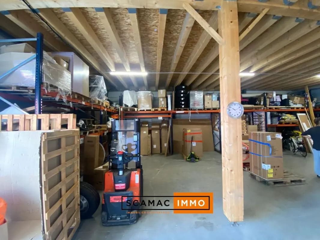 Industrial in La Farlède for lease Interior Photo- Image 1 of 5