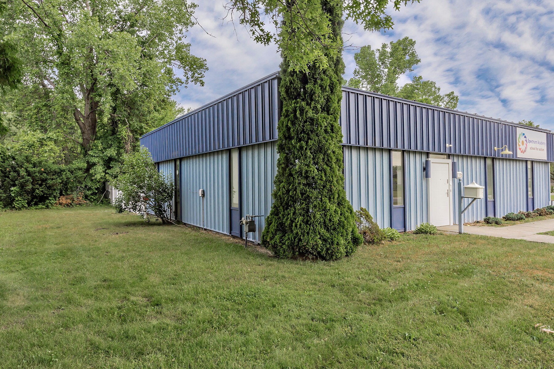 715 W 30th St, Ashtabula, OH for sale Primary Photo- Image 1 of 1