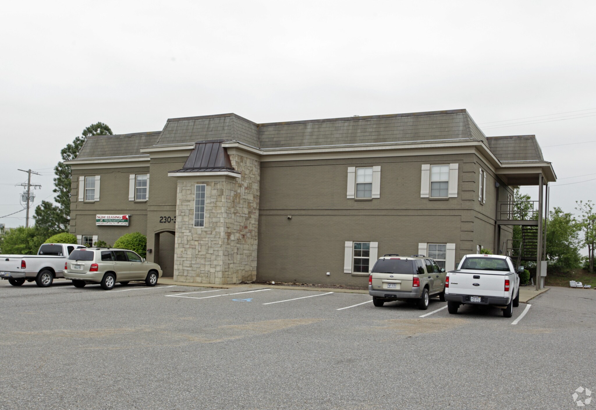 230 Goodman Rd E, Southaven, MS for sale Primary Photo- Image 1 of 1