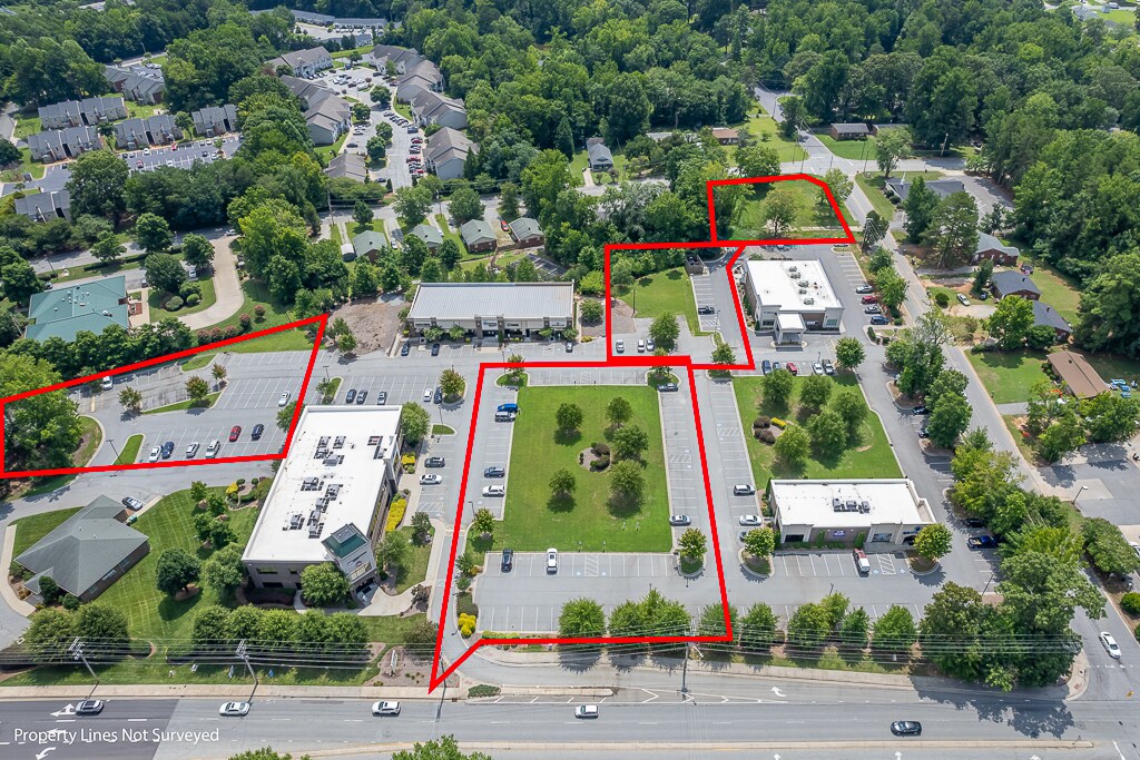 1350 Eastchester Dr, High Point, NC for sale Primary Photo- Image 1 of 1