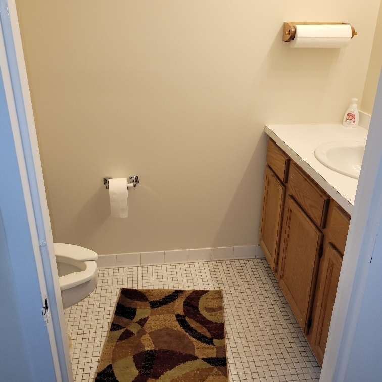 Marlborough Lakeside Office Condo, Upper Marlboro, MD 20772 - Unit 14418-201 -  - Interior Photo - Image 1 of 9