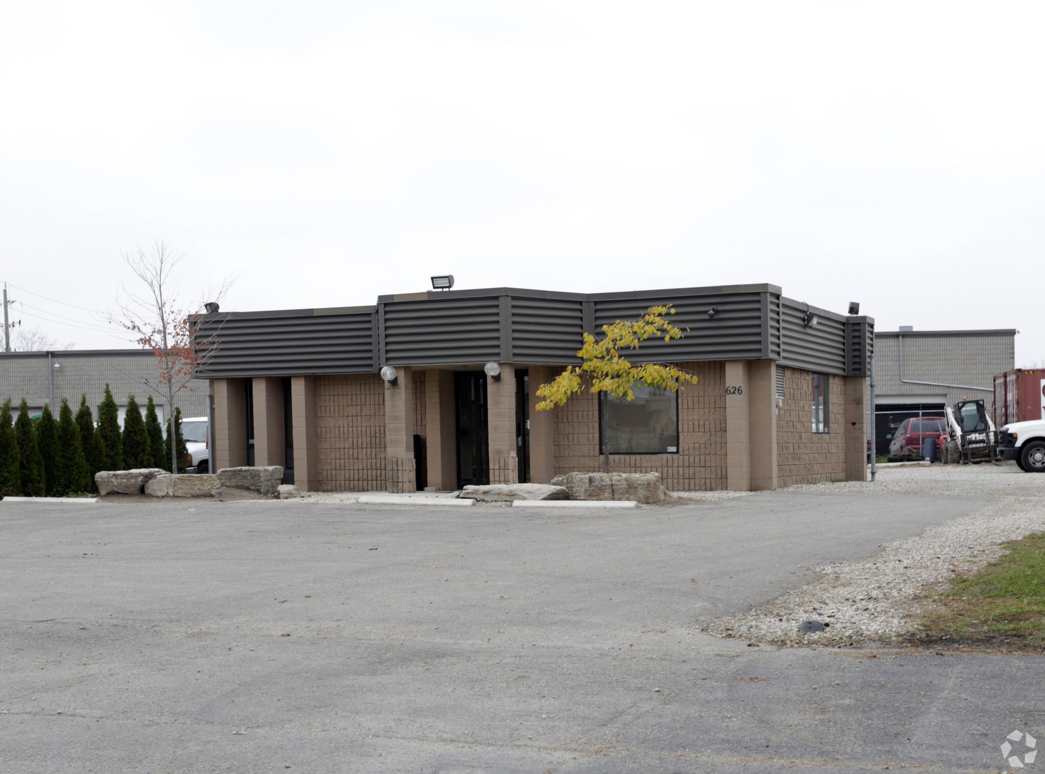 626 Colby Dr, Waterloo, ON for sale Primary Photo- Image 1 of 1