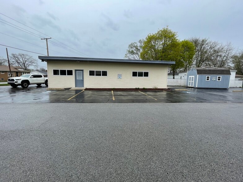 1741 W Old Ridge Rd, Hobart, IN for sale - Building Photo - Image 1 of 9