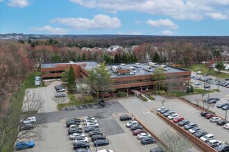 960 MacArthur Blvd, Mahwah, NJ - AERIAL  map view