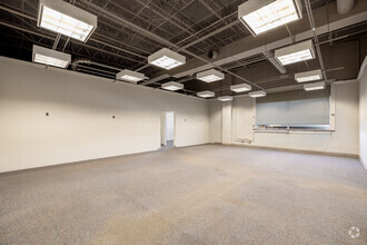 1519 E Main St, St Charles, IL for lease Interior Photo- Image 2 of 3