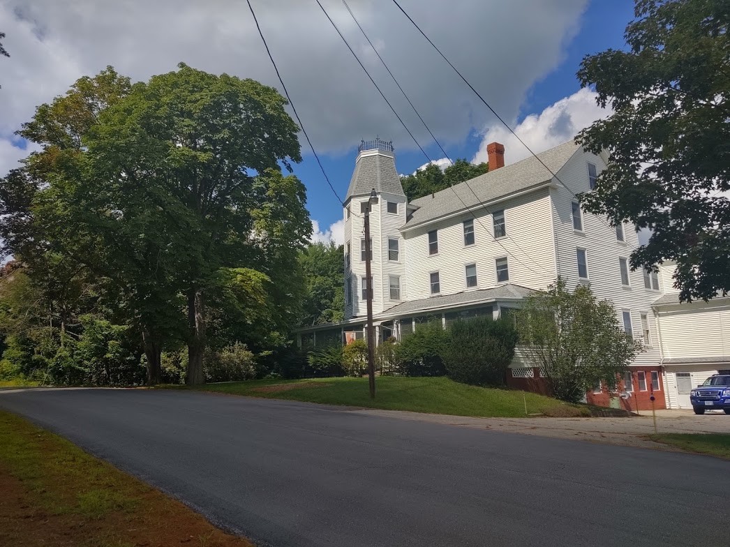 96 Fairview Dr, Pittsfield, NH for sale Primary Photo- Image 1 of 1