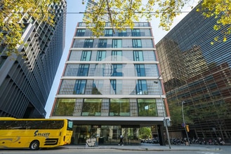 Office in Barcelona, Barcelona for lease Building Photo- Image 2 of 26