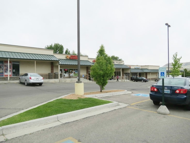 100-230 Uinta Dr, Green River, WY for lease - Primary Photo - Image 1 of 15