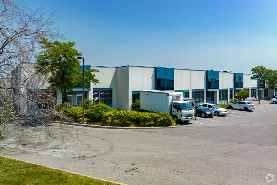 2210 Markham Rd, Toronto, ON for lease - Building Photo - Image 2 of 5