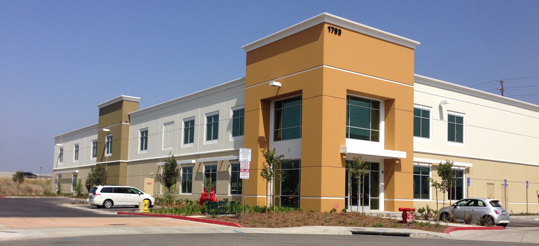 17931799 W 2nd St, Pomona, CA 91766