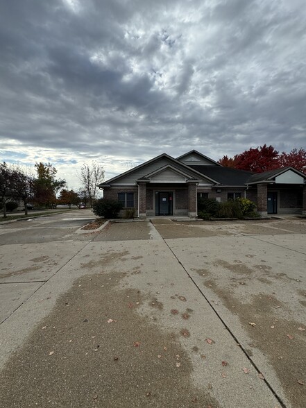 3731 Rome Dr, Lafayette, IN for lease - Building Photo - Image 1 of 2