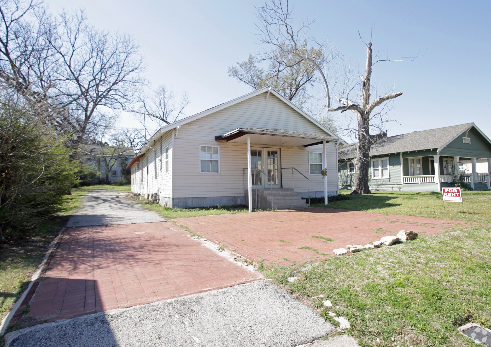 500 W Main St, Arlington, TX for sale Primary Photo- Image 1 of 1