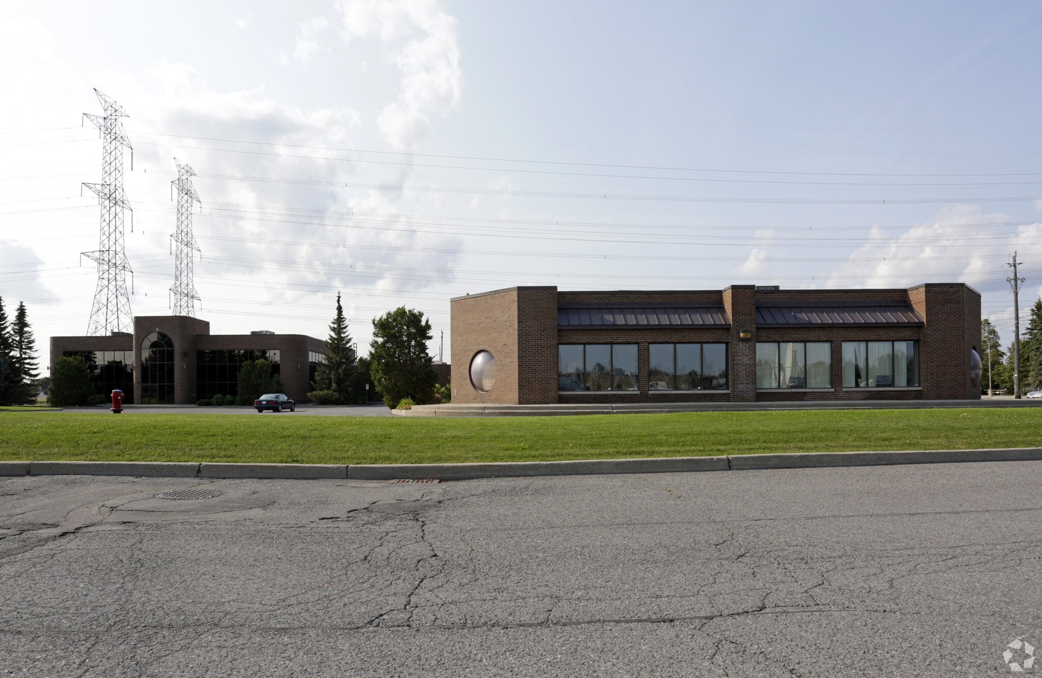 30 Concourse Gate, Nepean, ON for sale Primary Photo- Image 1 of 8