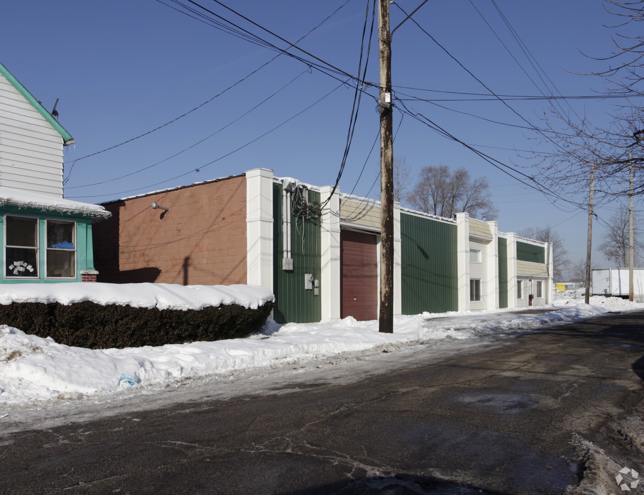 284 7th St NW, Barberton, OH for sale Primary Photo- Image 1 of 1