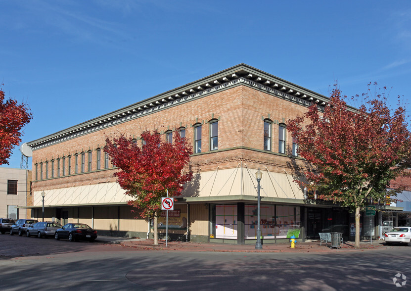 203 N Tower Ave, Centralia, WA for sale - Primary Photo - Image 1 of 1