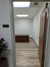 450 Airport Rd, Elgin, IL for lease Building Photo- Image 1 of 2