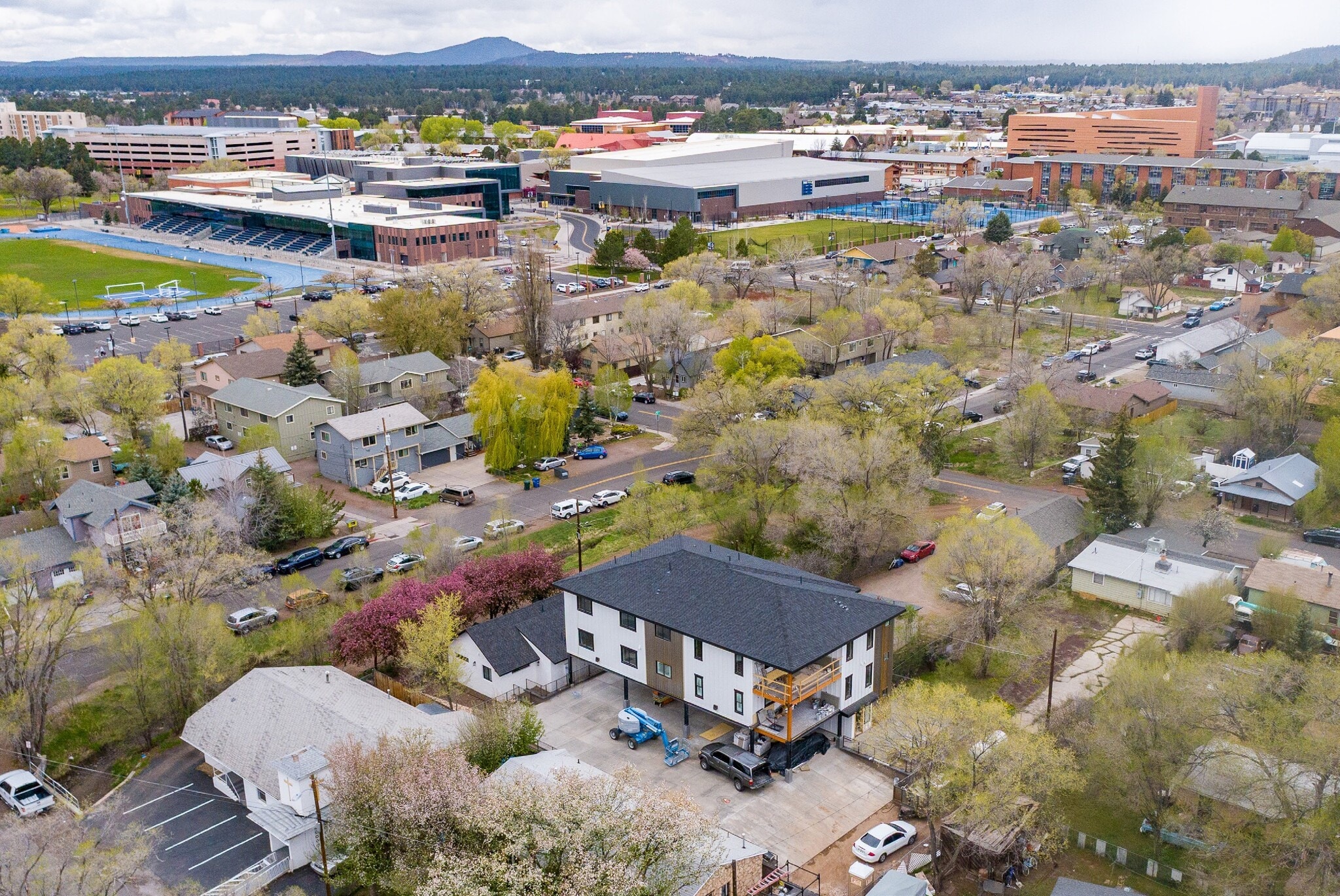 411 S Verde St, Flagstaff, AZ for lease Building Photo- Image 1 of 6
