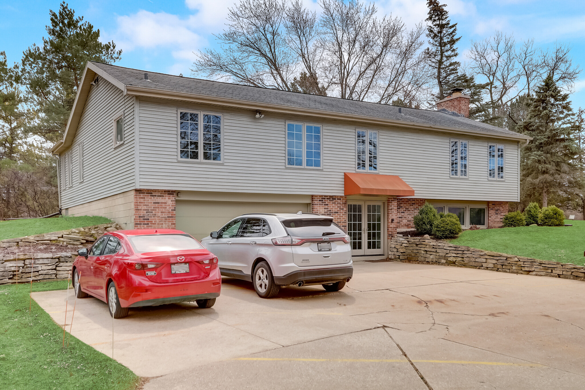 830 N Hwy 83, Delafield, WI for sale Building Photo- Image 1 of 1