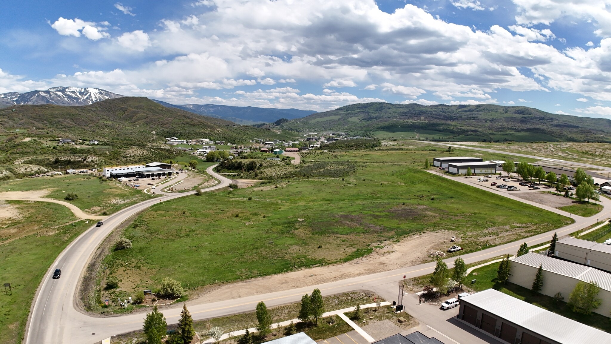 Airport Cir, Steamboat Springs, CO for sale Primary Photo- Image 1 of 3
