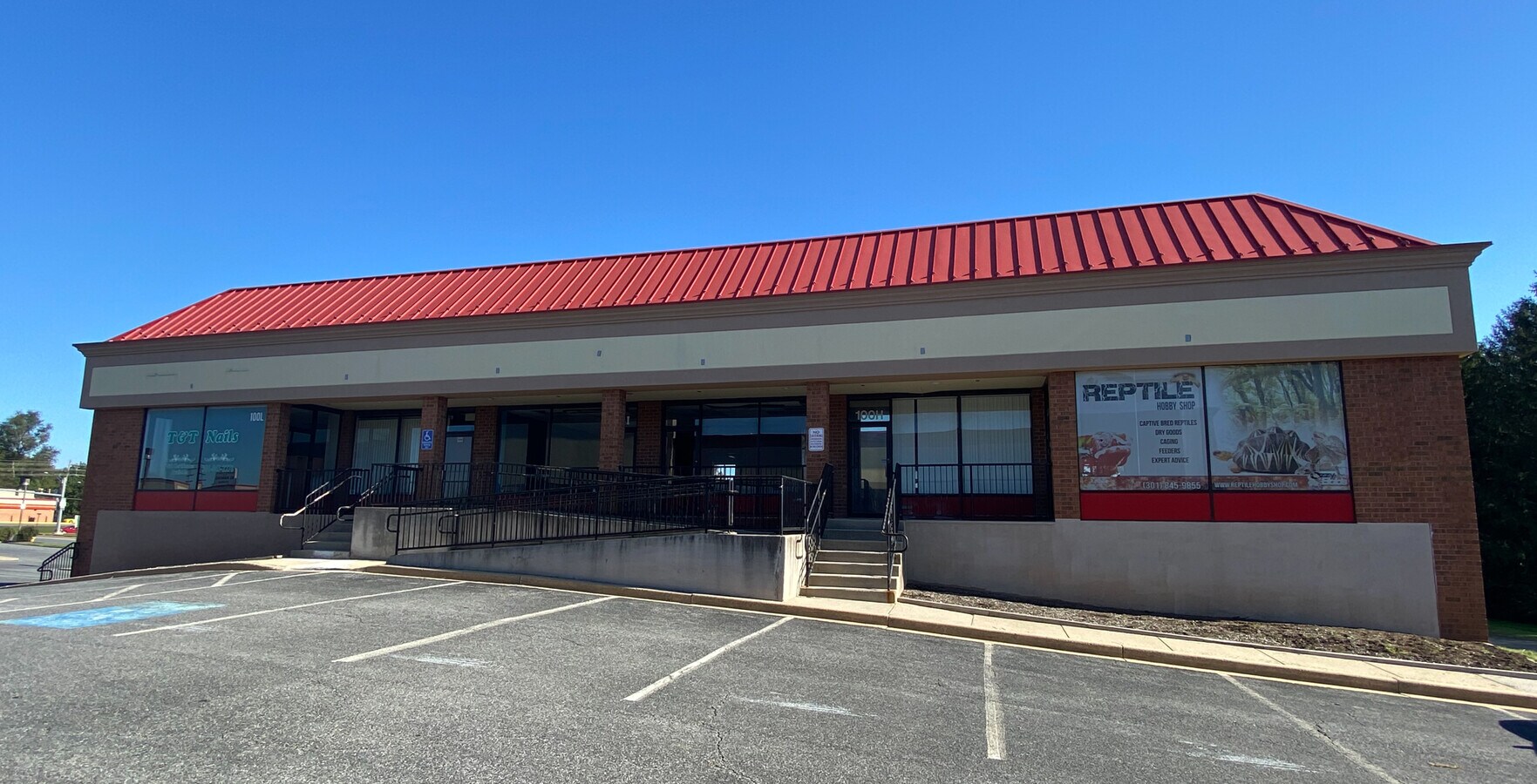 100 Walkers Village Way, Walkersville, MD 21793